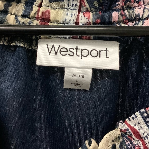 Westport Blouse with Tie Sleeves Sz LP - Picture 4 of 4